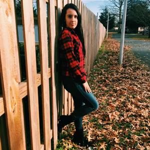 Meet your Posher, Hannah